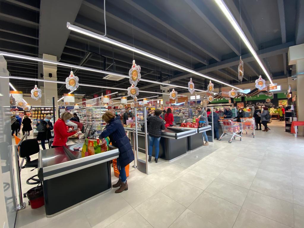 ARREDAMENTO SUPERMERCATO 14