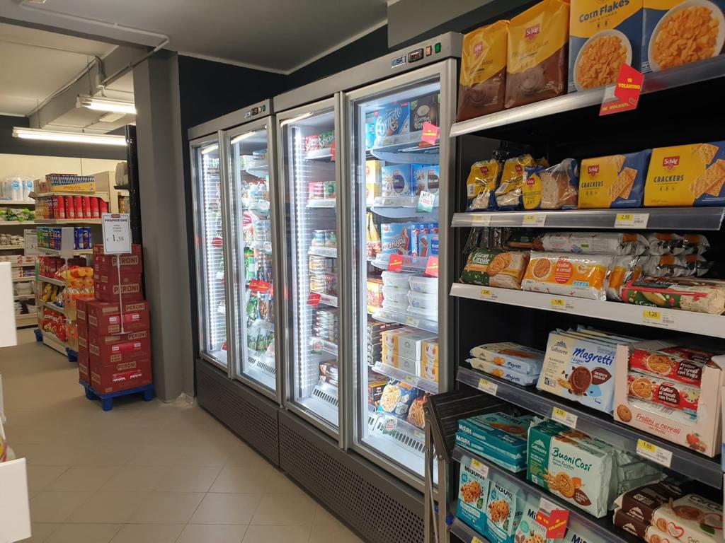 arredamento supermercato crai catanzaro 10